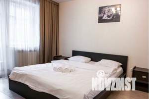 2-к квартира, посуточно, 64м2, 2/17 этаж