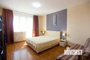 1-к квартира, посуточно, 45м2, 1/1 этаж