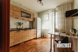 1-к квартира, посуточно, 38м2, 1/1 этаж