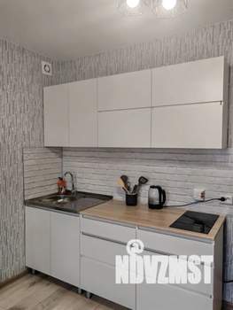 Студия квартира, посуточно, 42м2, 2/20 этаж