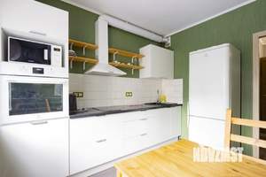 1-к квартира, посуточно, 37м2, 6/10 этаж