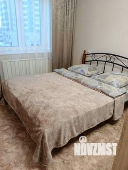 1-к квартира, посуточно, 38м2, 3/15 этаж