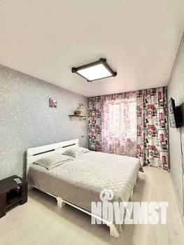 1-к квартира, посуточно, 42м2, 7/10 этаж