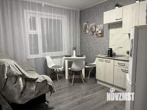 1-к квартира, посуточно, 35м2, 4/8 этаж