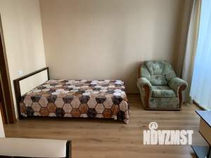 1-к квартира, посуточно, 32м2, 11/16 этаж