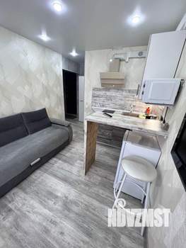 Студия квартира, посуточно, 17м2, 1/9 этаж