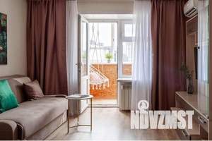 1-к квартира, посуточно, 42м2, 8/10 этаж