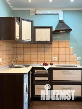 Студия квартира, посуточно, 32м2, 3/5 этаж