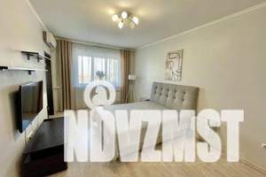 1-к квартира, посуточно, 44м2, 2/8 этаж