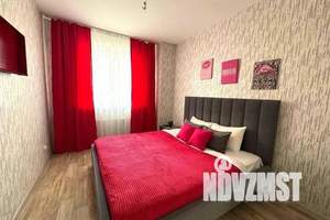 1-к квартира, посуточно, 40м2, 7/25 этаж