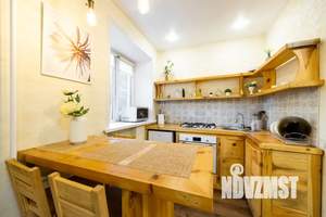 1-к квартира, посуточно, 45м2, 1/4 этаж