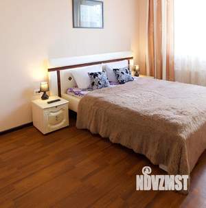 2-к квартира, посуточно, 54м2, 1/1 этаж