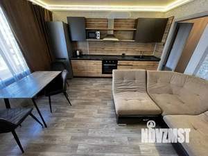 2-к квартира, посуточно, 41м2, 3/17 этаж