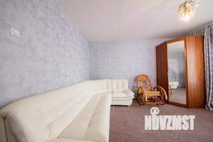 2-к квартира, посуточно, 54м2, 1/1 этаж