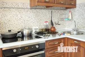 Студия квартира, посуточно, 36м2, 8/25 этаж