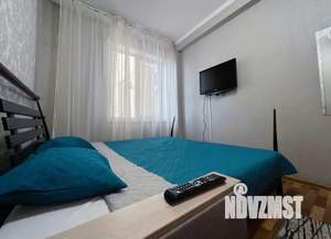 Студия квартира, посуточно, 27м2, 3/10 этаж