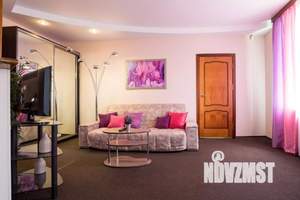 1-к квартира, посуточно, 66м2, 1/1 этаж