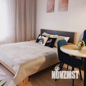 Студия квартира, посуточно, 28м2, 12/24 этаж