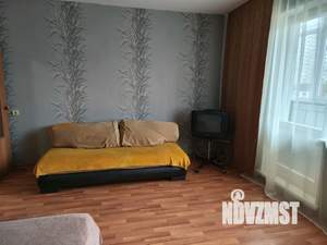 1-к квартира, посуточно, 40м2, 3/10 этаж