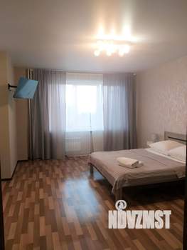 Студия квартира, посуточно, 36м2, 21/23 этаж