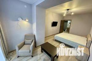 1-к квартира, посуточно, 44м2, 13/20 этаж