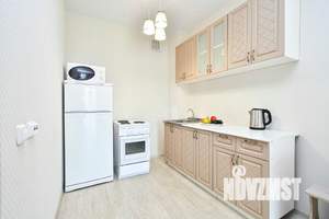 1-к квартира, посуточно, 42м2, 1/1 этаж