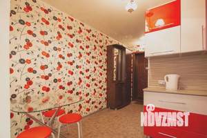 Студия квартира, посуточно, 28м2, 7/10 этаж