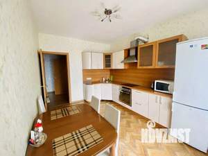 1-к квартира, посуточно, 47м2, 1/1 этаж