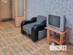 1-к квартира, посуточно, 40м2, 4/10 этаж