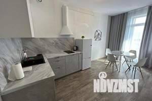 1-к квартира, посуточно, 41м2, 8/24 этаж