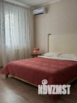 Студия квартира, посуточно, 28м2, 12/26 этаж