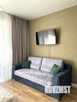 Студия квартира, посуточно, 40м2, 10/17 этаж