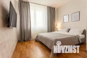 2-к квартира, посуточно, 56м2, 3/25 этаж