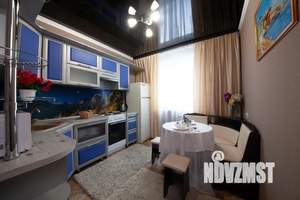 1-к квартира, посуточно, 35м2, 4/10 этаж