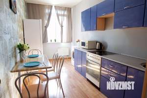 1-к квартира, посуточно, 42м2, 1/1 этаж