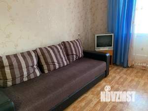 1-к квартира, посуточно, 42м2, 2/10 этаж