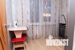 1-к квартира, посуточно, 35м2, 6/9 этаж