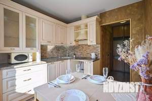 2-к квартира, посуточно, 54м2, 1/1 этаж