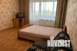 1-к квартира, посуточно, 35м2, 5/10 этаж