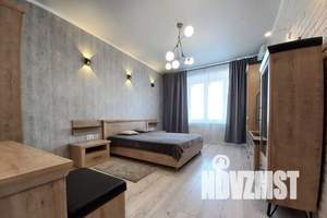 1-к квартира, посуточно, 45м2, 18/25 этаж