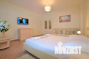 1-к квартира, посуточно, 51м2, 12/20 этаж