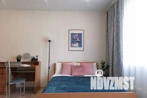 1-к квартира, посуточно, 42м2, 4/10 этаж