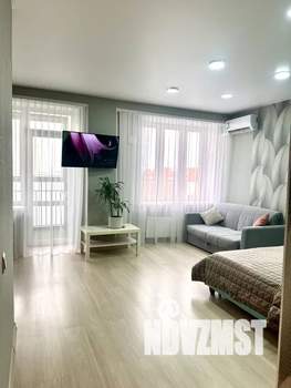 Студия квартира, посуточно, 33м2, 8/25 этаж