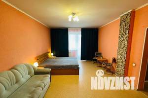 1-к квартира, посуточно, 46м2, 8/10 этаж