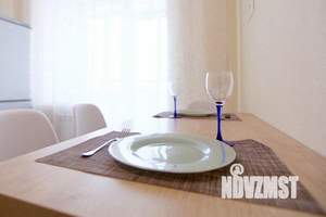 1-к квартира, посуточно, 56м2, 1/1 этаж