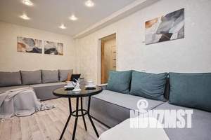 2-к квартира, посуточно, 40м2, 1/9 этаж