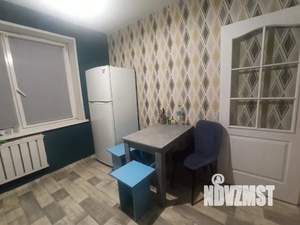 1-к квартира, посуточно, 32м2, 1/10 этаж