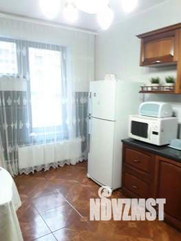 1-к квартира, посуточно, 66м2, 1/1 этаж