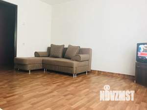 1-к квартира, посуточно, 38м2, 1/9 этаж