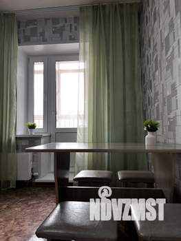 1-к квартира, посуточно, 48м2, 1/1 этаж